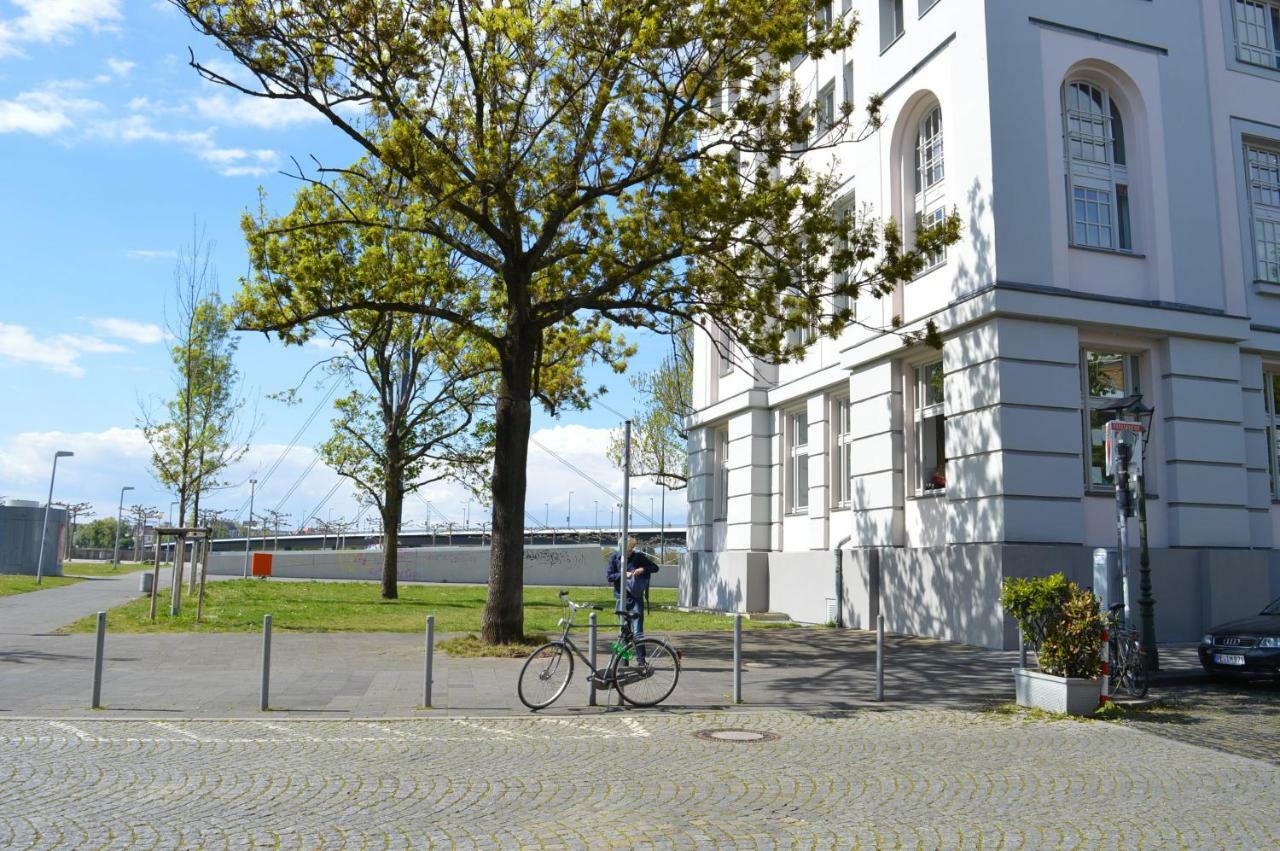 Epic Location Apartment Dusseldorf Exterior photo